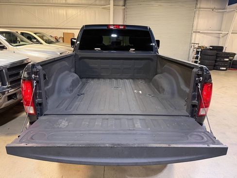 Used 2018 RAM 2500 Tradesman w/ Chrome Appearance Group AWD/4WD image 28