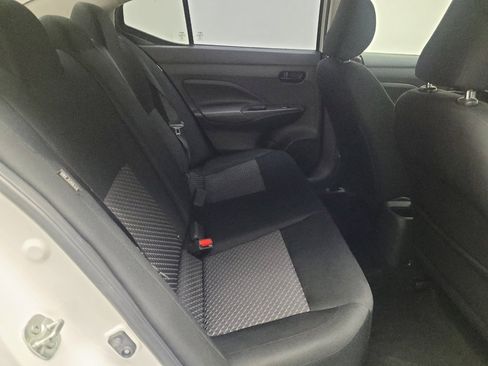 Used 2020 Nissan Versa S image 19