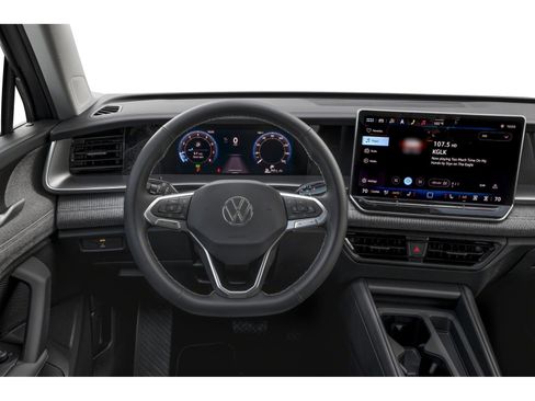 Used 2025 Volkswagen Tiguan S AWD/4WD image 4