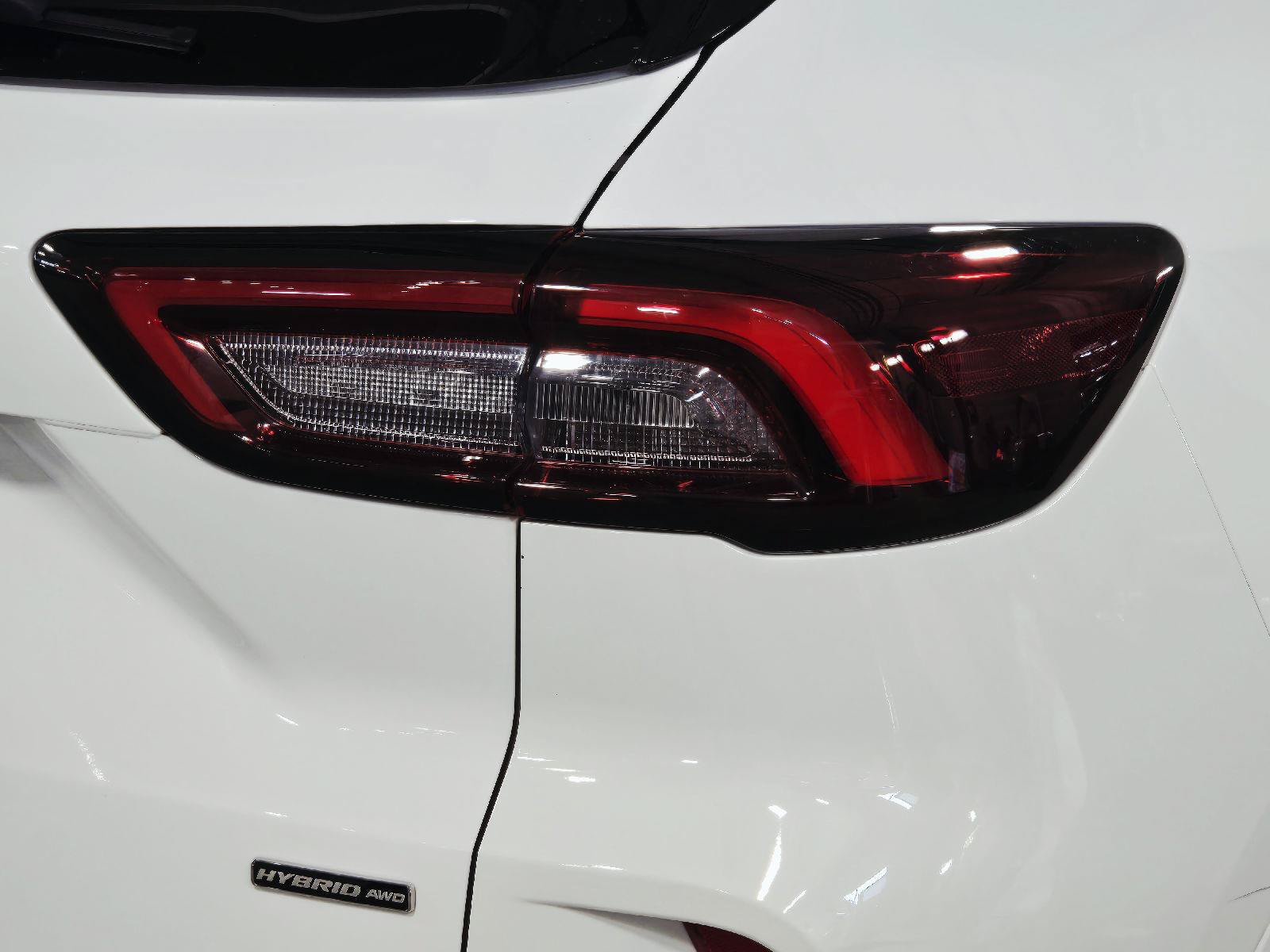 Certified 2023 Ford Escape ST-Line Select AWD/4WD image 39