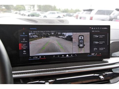 Used 2025 BMW X5 M60i w/ Executive Package image 23