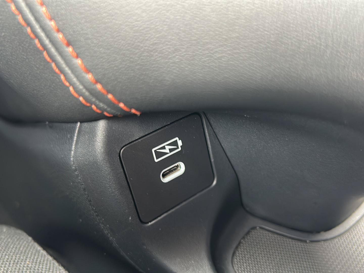 Used 2025 Honda HR-V Sport image 23