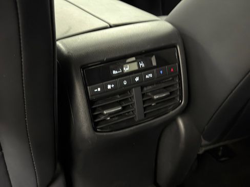 Used 2023 MAZDA CX-9 Touring Plus image 19