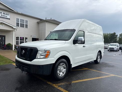 Used 2015 Nissan NV 2500 SV w/ Side & Curtain Airbag Package RWD image 2