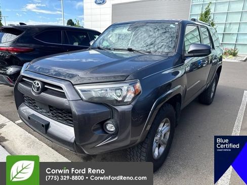 Used 2021 Toyota 4Runner SR5 AWD/4WD image 4