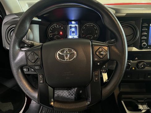 Used 2022 Toyota Tacoma SR image 19