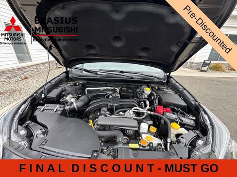 Used 2023 Subaru Outback Premium AWD/4WD image 32