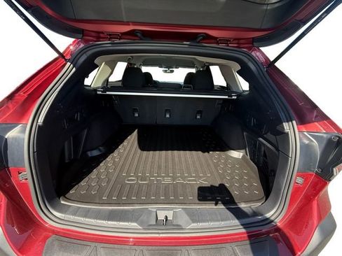 Used 2024 Subaru Outback Premium AWD/4WD image 26