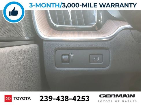 Used 2019 Volvo XC60 T5 Inscription w/ Protection Package image 34