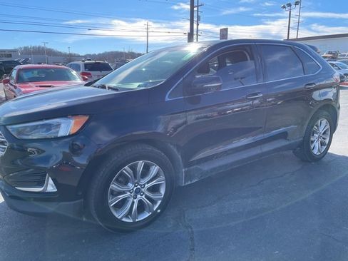 Used 2019 Ford Edge Titanium w/ Equipment Group 301A image 4