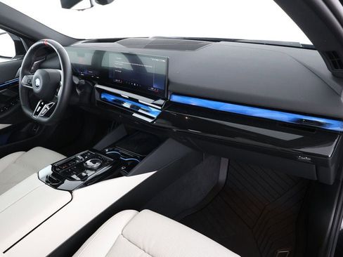 Used 2024 BMW i5 M60 w/ Premium Package image 24