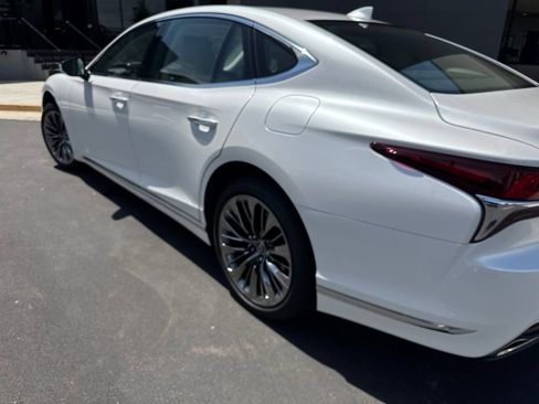 Used 2018 Lexus LS 500 w/ Interior Upgrade Package RWD image 3
