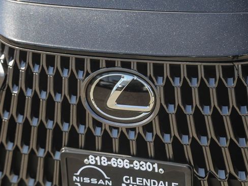 Used 2024 Lexus NX 250 FWD image 5