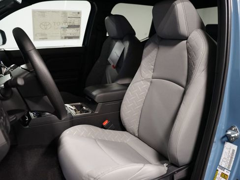 New 2026 Toyota Tacoma SR5 AWD/4WD image 28