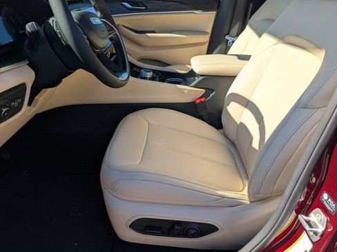 New 2026 Jeep Grand Cherokee Limited RWD image 13