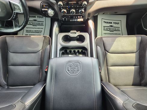 Used 2020 RAM 1500 Laramie AWD/4WD image 16