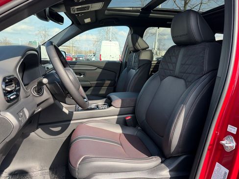 New 2026 Honda Pilot Black Edition image 24