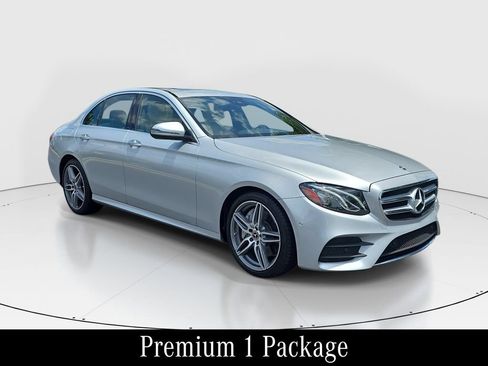 Used 2018 Mercedes-Benz E 300 image 3