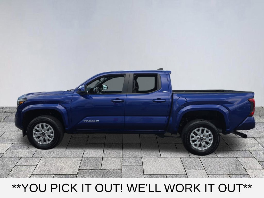 Used 2025 Toyota Tacoma SR5 AWD/4WD image 4