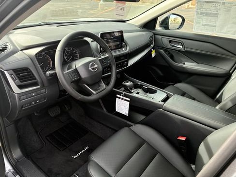 New 2026 Nissan Rogue Platinum w/ Platinum Premium Package image 12