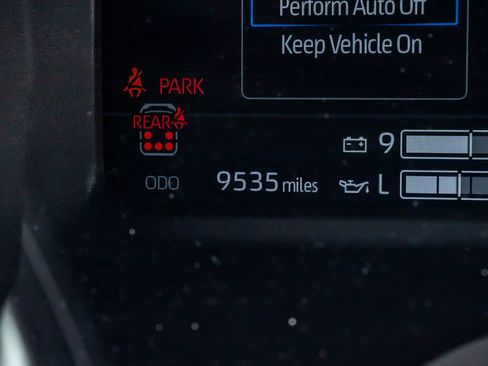 Used 2025 Toyota Sequoia Platinum image 20