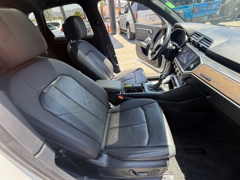 Used 2019 Audi Q3 2.0T Premium Plus w/ Premium Plus Package image 16