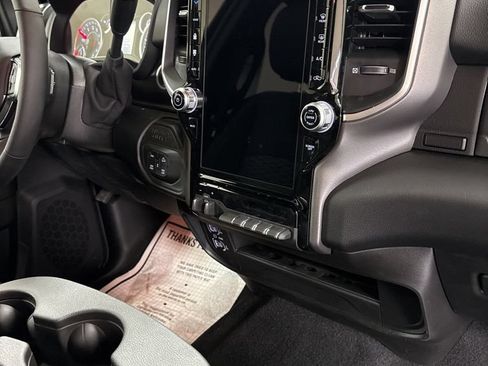 New 2026 RAM 2500 Big Horn AWD/4WD image 24