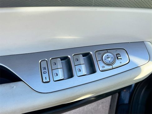 Used 2025 Hyundai Palisade SEL image 18