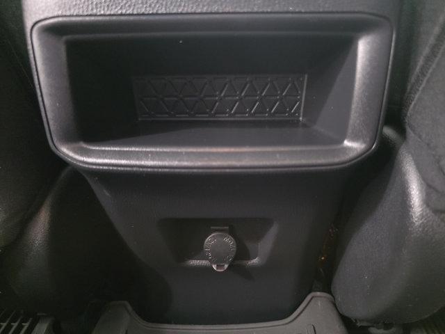 Used 2021 Toyota RAV4 LE AWD/4WD image 26