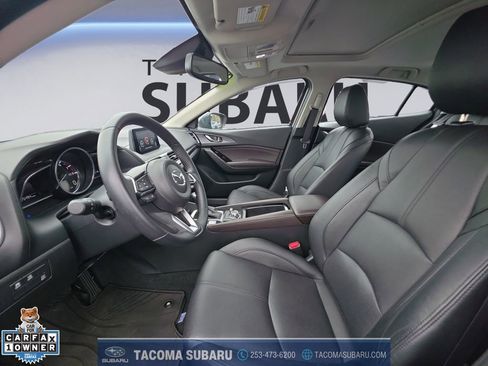 Used 2017 MAZDA MAZDA3 Grand Touring w/ Premium Equipment Package FWD image 10