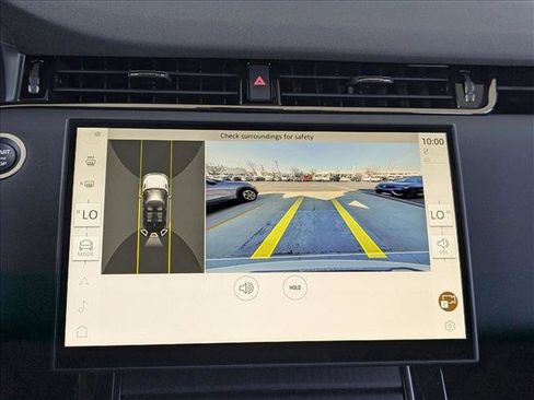 Used 2025 Land Rover Range Rover Evoque S image 14