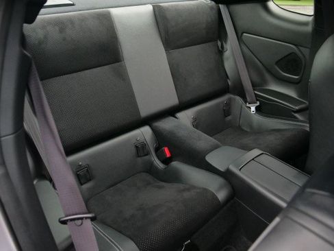 Used 2024 Toyota GR86 Premium RWD image 31