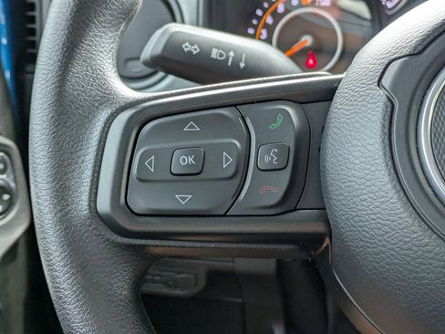 Used 2025 Jeep Gladiator Sport AWD/4WD image 24