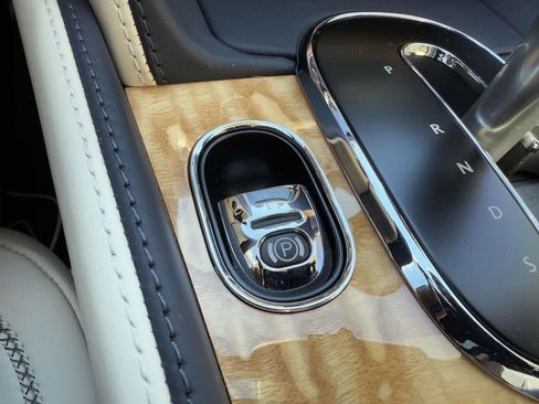 Used 2017 Bentley Flying Spur S V8 image 30