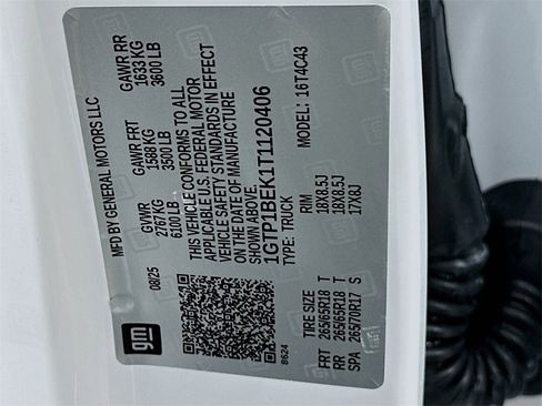 New 2026 GMC Canyon Elevation w/ Convenience Package image 33