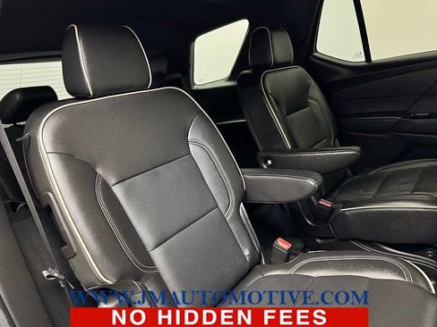 Used 2022 Chevrolet Traverse Premier AWD/4WD image 22