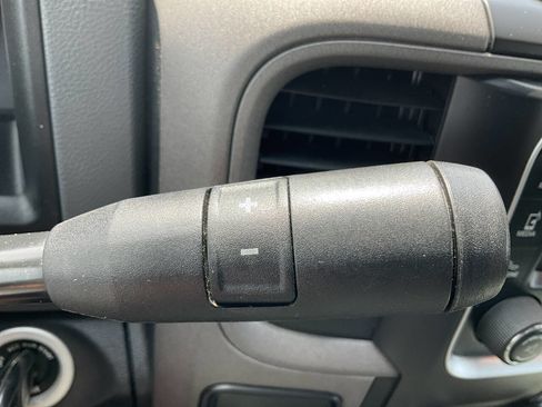 Used 2017 RAM 2500 Tradesman w/ Chrome Appearance Group AWD/4WD image 35