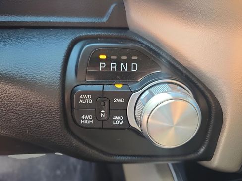 Used 2020 RAM 1500 Laramie image 15