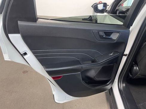 Used 2025 Ford Escape Active image 19