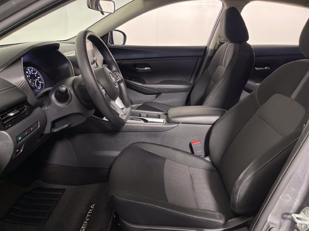 Used 2023 Nissan Sentra SV FWD image 12