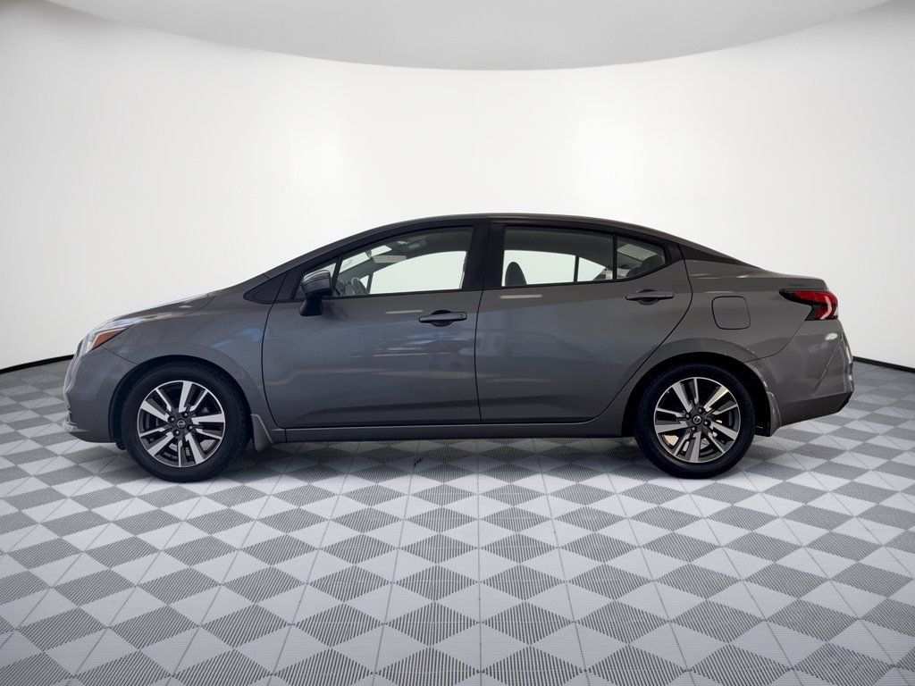 Used 2020 Nissan Versa SV FWD image 2