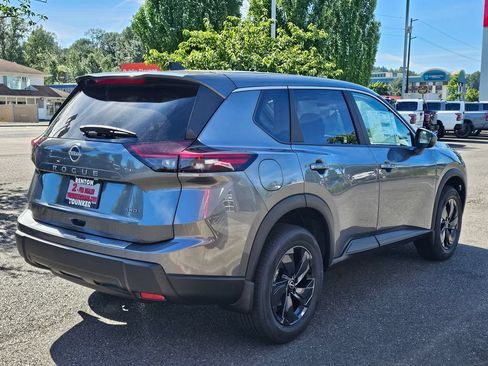 New 2026 Nissan Rogue SV AWD/4WD image 5