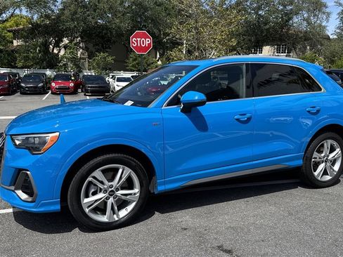 Used 2022 Audi Q3 2.0T Premium w/ Convenience Package image 11