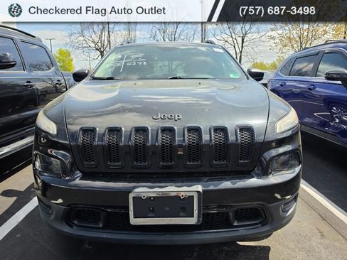 Used 2016 Jeep Cherokee Sport w/ Cold Weather Group image 2