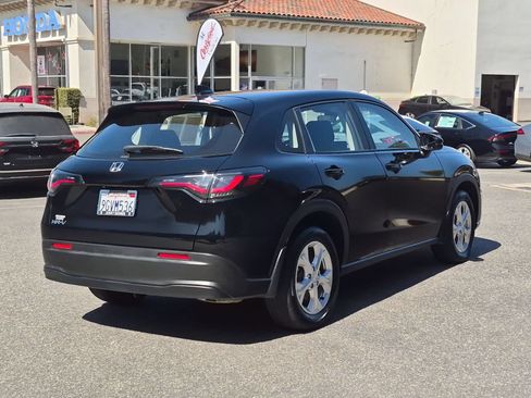 Used 2024 Honda HR-V LX image 5