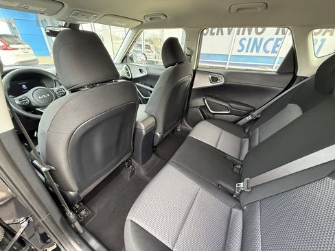 Used 2024 Kia Soul LX w/ Option Group 015 image 27