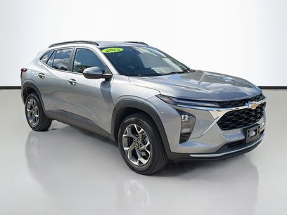 Used 2025 Chevrolet Trax LT w/ LT Convenience Package