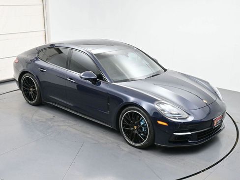 Used 2017 Porsche Panamera 4S AWD/4WD image 44
