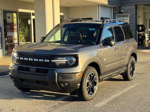 New 2025 Ford Bronco Sport Outer Banks w/ Outer Banks Tech Package+ AWD/4WD image 7