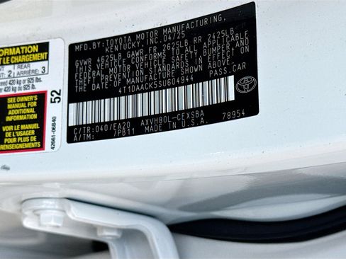 Used 2025 Toyota Camry SE w/ Multimedia Upgrade Package image 40